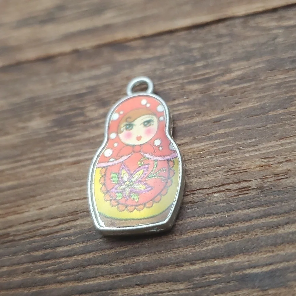 Russian doll pendant double‎ sided vintage